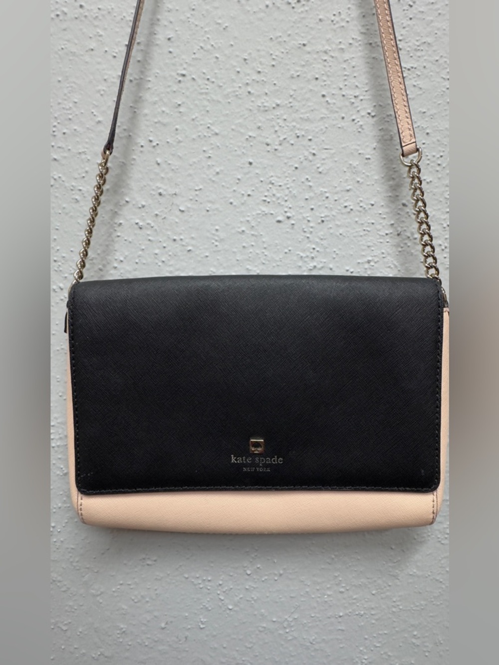 kate spade Black and Blush Two-Tone Chain Shoulder Crossbody